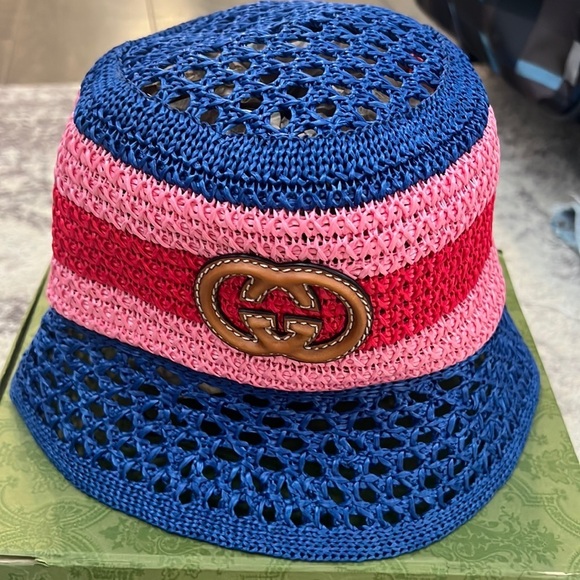 NWT GUCCI RAFFIA-EFFECT VISCOSE BUCKET HAT
$ 750 - Picture 9 of 17